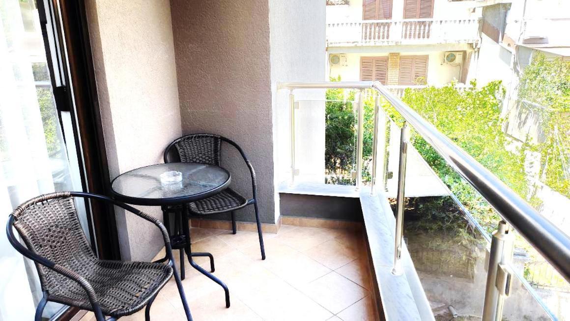 Apartment Adrialux Budva Exterior foto