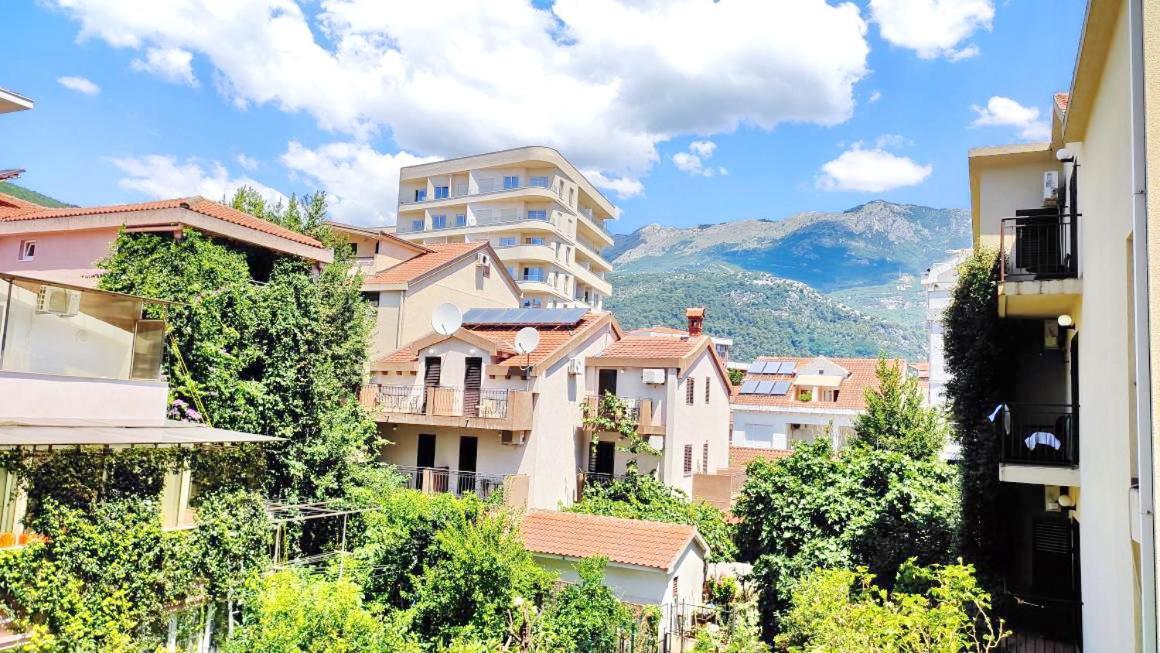 Apartment Adrialux Budva Exterior foto